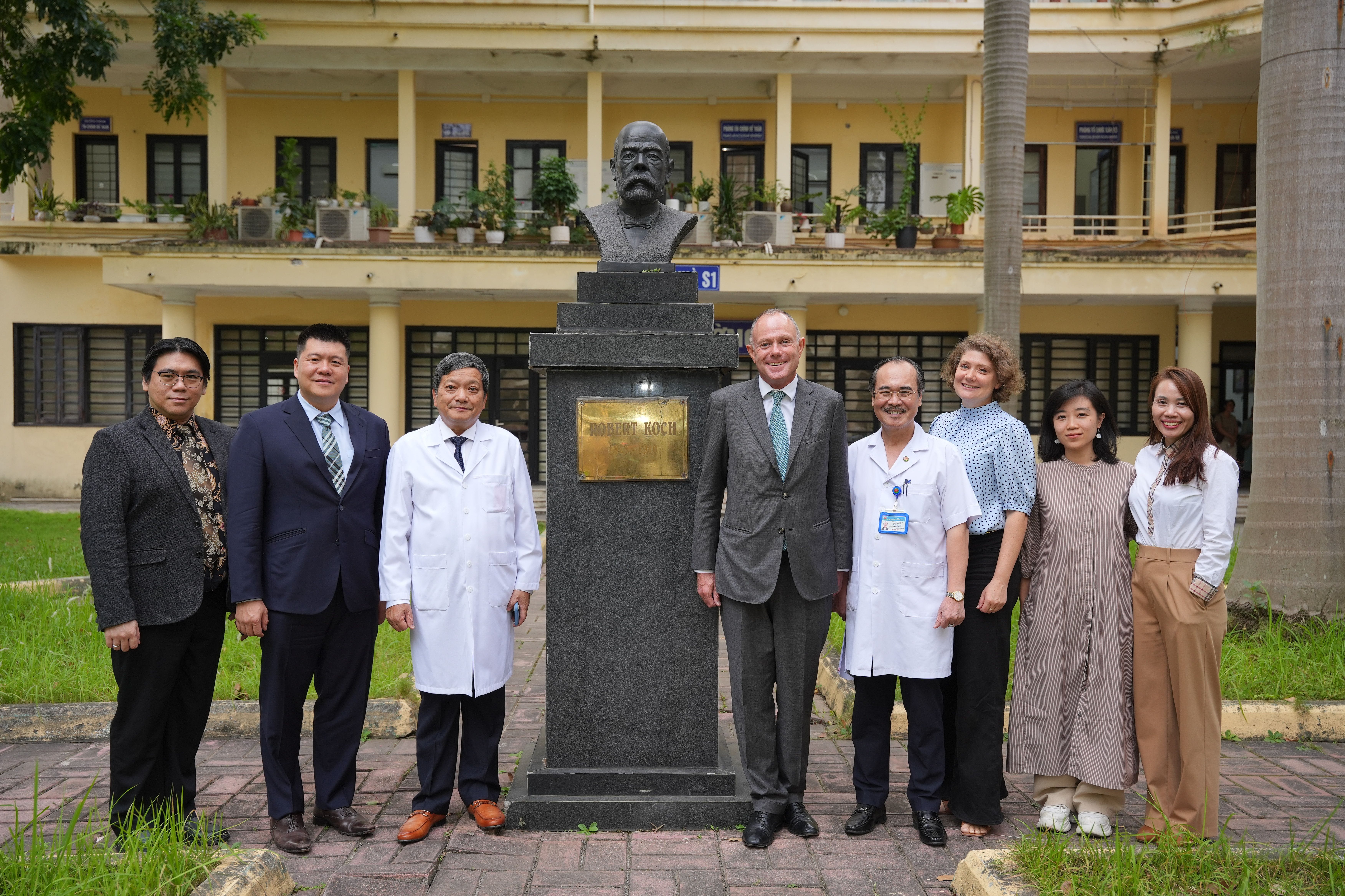 28.10.2025 anh baner.JPG