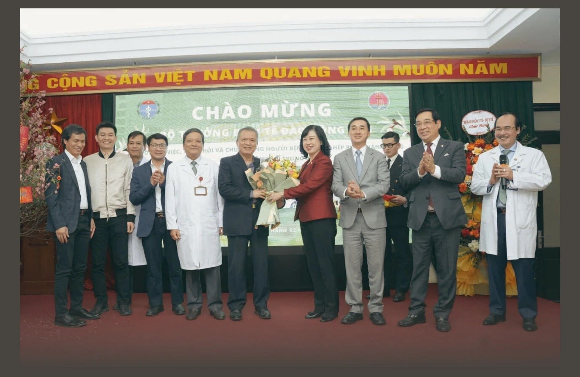 emagazine-bv-phoi-11-1015.jpg